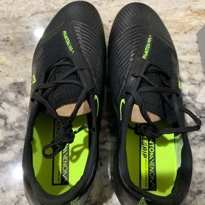 nike phantom venom elite fg soccer cleats